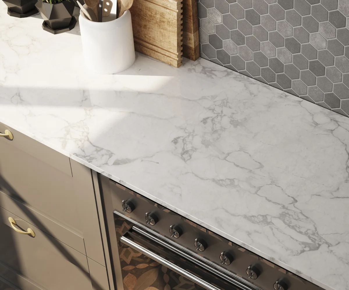 Cozinha com bancada em mármore Branco Carrara